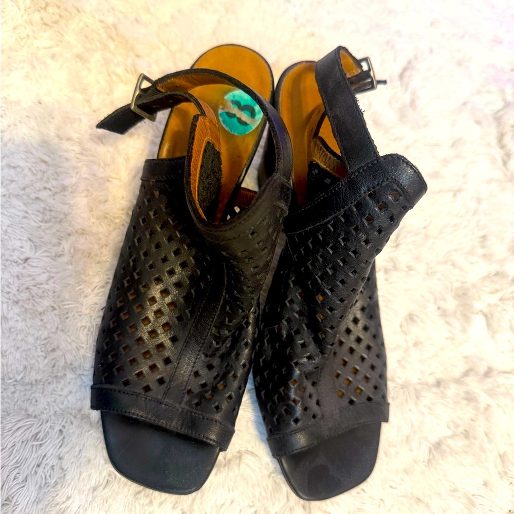 Elegant Black Women's Sandals